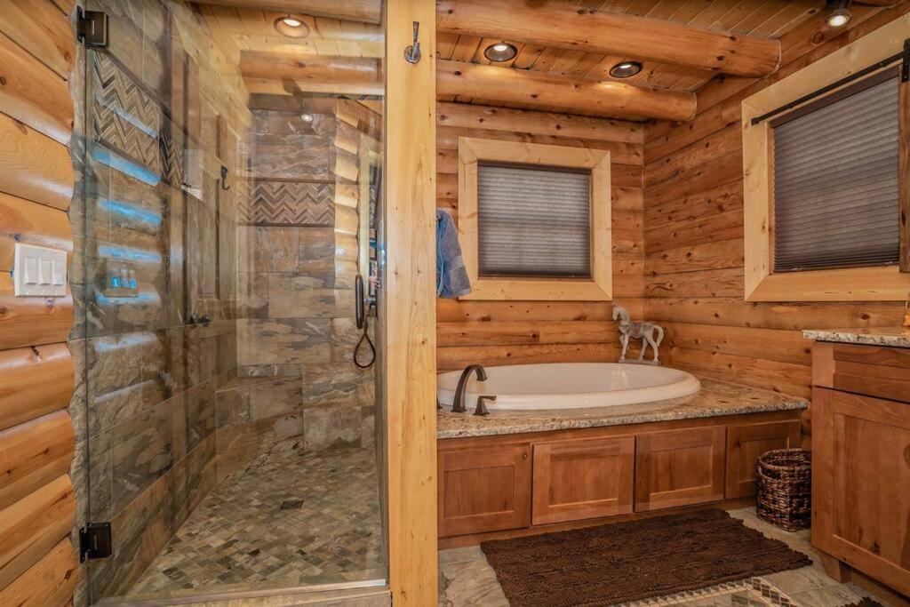 Roaring Fork Lodge جاتلينبرج المظهر الخارجي الصورة